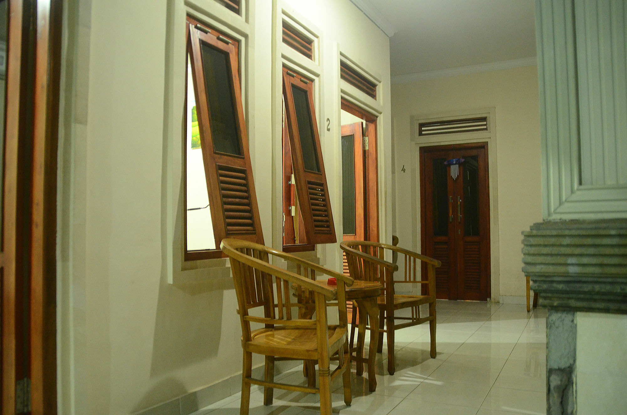 Budget Door Legian Inn Kuta Lombok Buitenkant foto